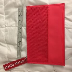 NWOT kenzo wristlet
